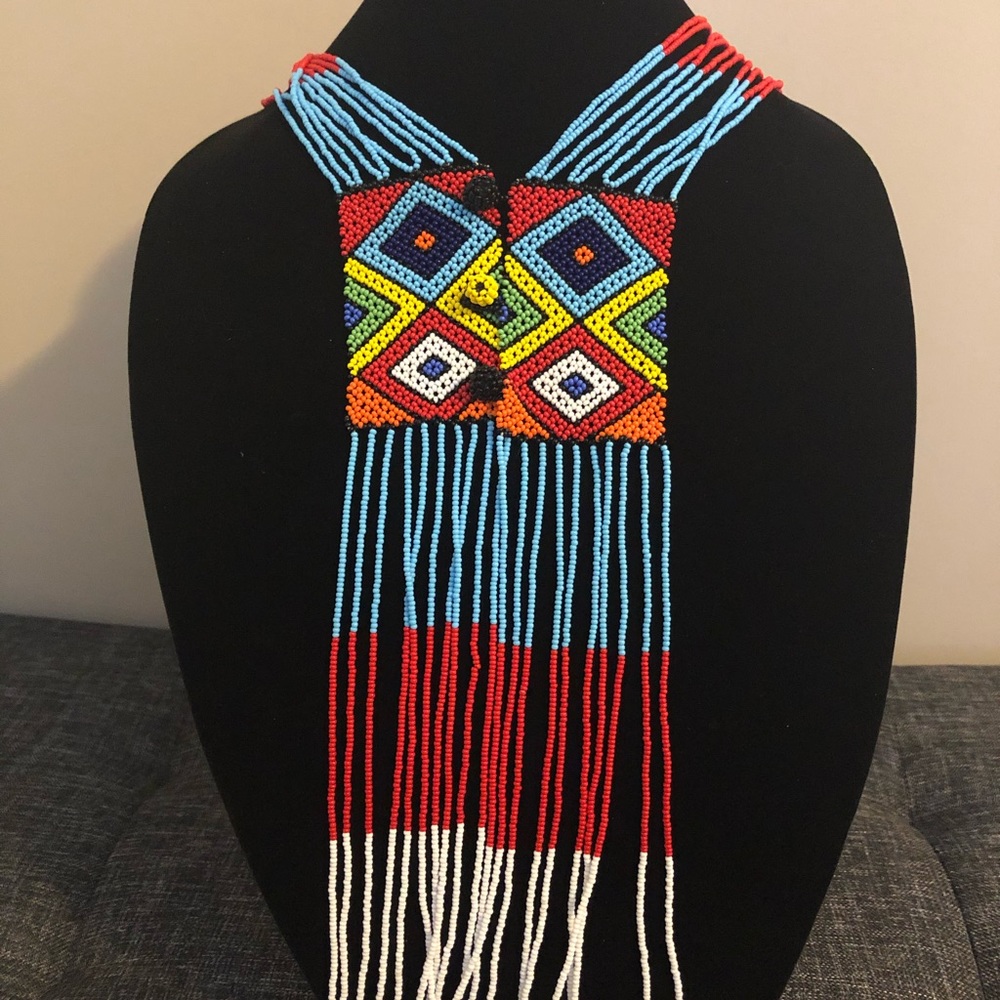 Traditionally Handmade Beaded Necklace - Picture 4 of 5